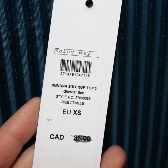 Velvet Noisy May Crop Top - Picture 7 of 8